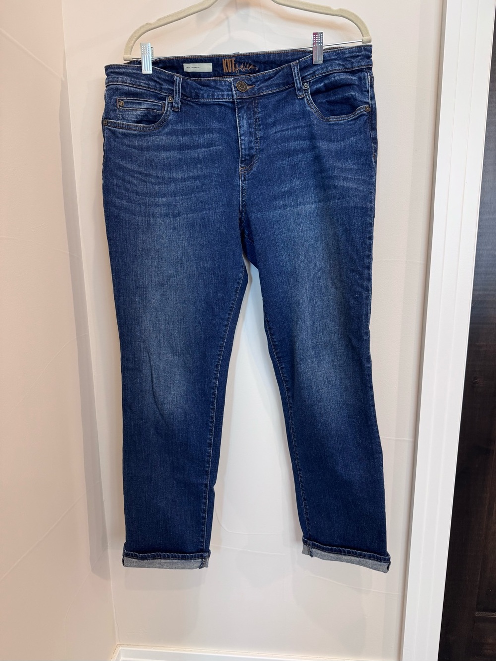 Kut from the Kloth Katy Boyfriend Medium Blue Cropped Slim Jeans
